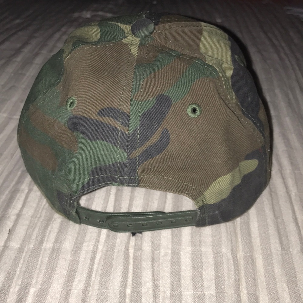 Camo Hat - Picture 3 of 4